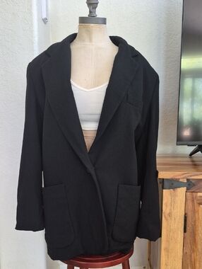 Ellen Tracey Vtg. 100% Wool One Blazer